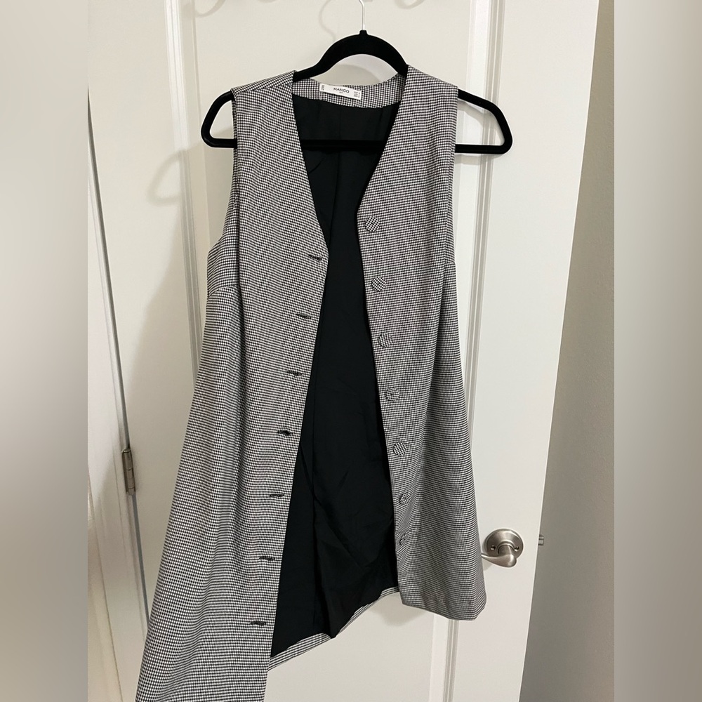 Mango Black and White Houndstooth Vest